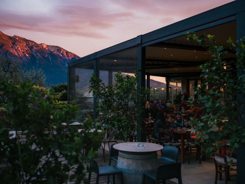 Hotel 3 Stelle a Limone sul Garda con Piscina e Vista Lago nel centro di Limone sul Garda