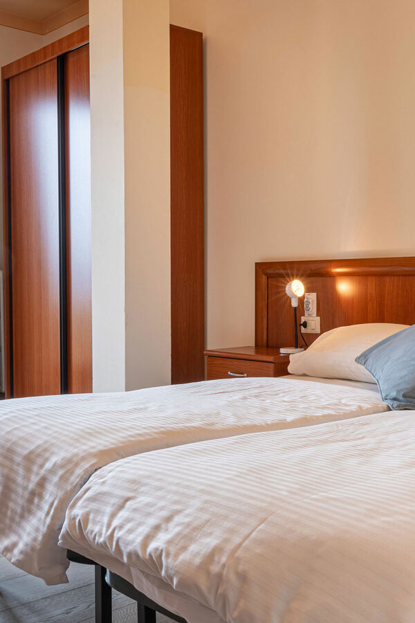 Hotel 3 Stelle a Limone sul Garda con Piscina e Vista Lago nel centro di Limone sul Garda F.LLI GIRARDI DI GIRARDI GIANPAOLO E C. SAS | Camera Comfort con vista Lago