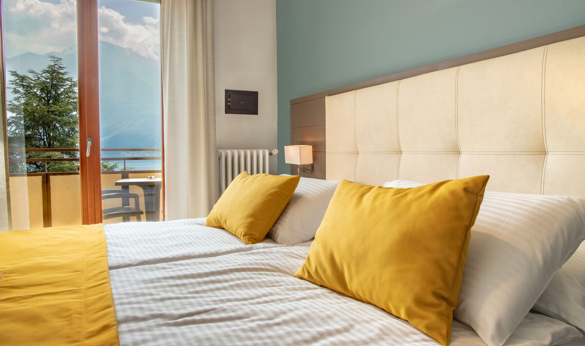 Camera Standard con vista Lago - Tranquillità a due passi dal Lago di Garda